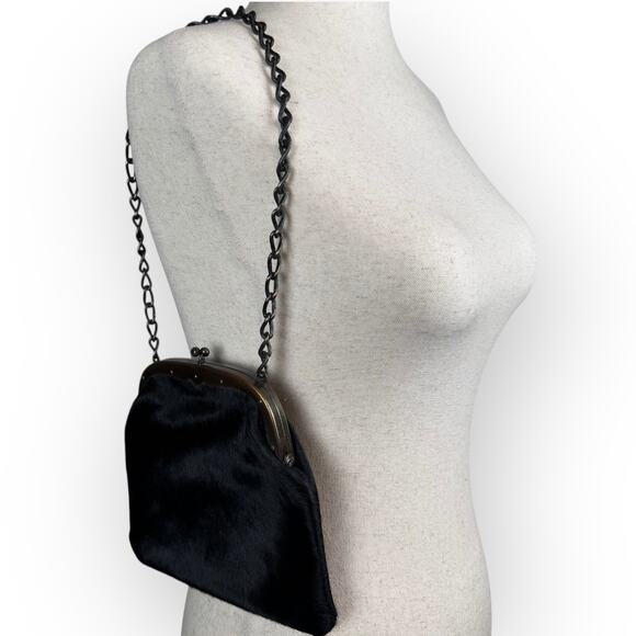 Vintage Black Hair Shoulder Bag w/ Kiss Lock Chain Strap - Picture 2 of 12